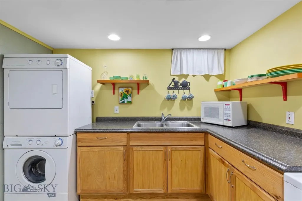 709 S 12th Bozeman MT 59715