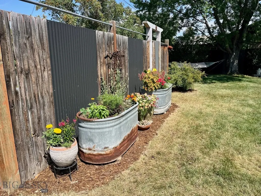 709 S 12th Bozeman MT 59715