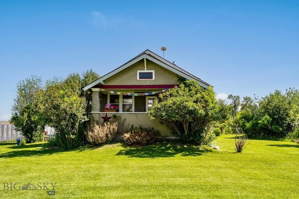 76413 Gallatin Road Gallatin Gateway MT 59730