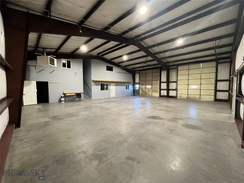 228 Companion Way Belgrade MT 59714