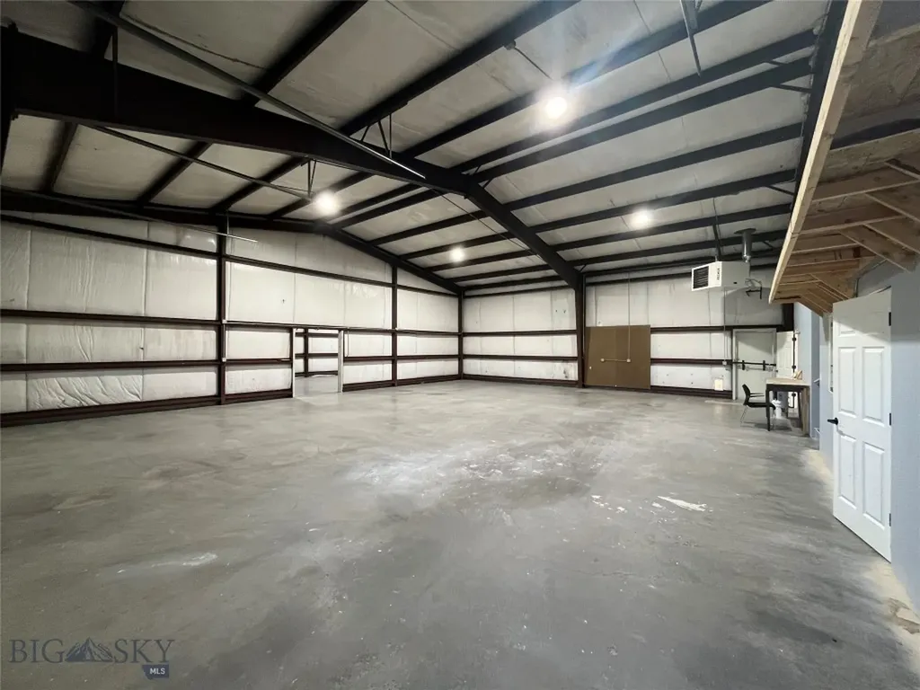 228 Companion Way Belgrade MT 59714