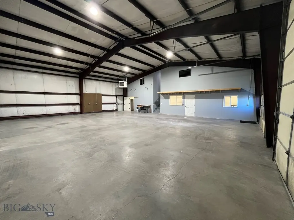 228 Companion Way Belgrade MT 59714