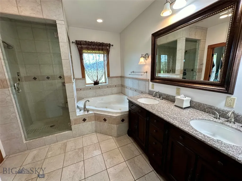 117 Meredith Ranch Livingston MT 59047