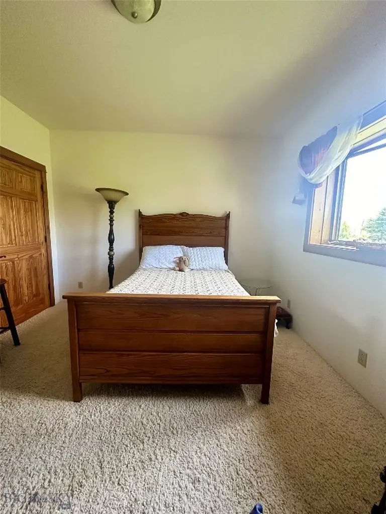 117 Meredith Ranch Livingston MT 59047