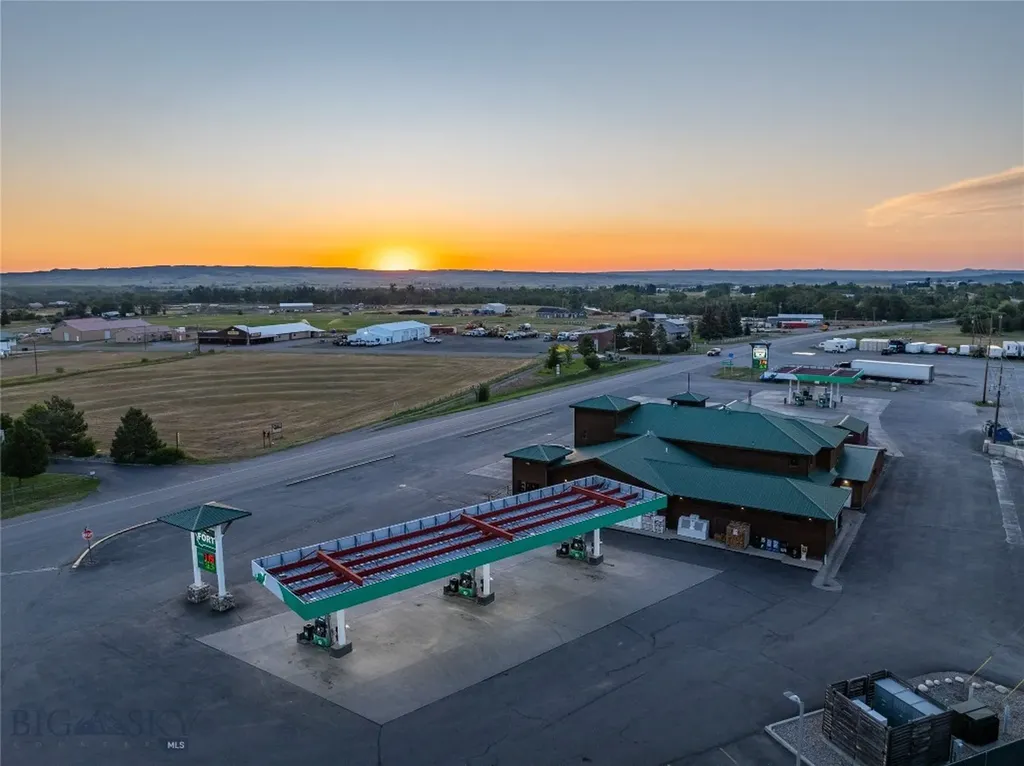 228 Big Timber Loop Road Highway Big Timber MT 59011