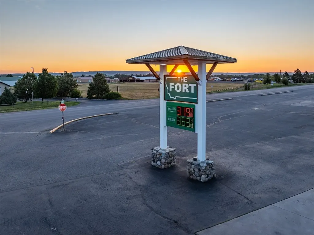 228 Big Timber Loop Road Highway Big Timber MT 59011