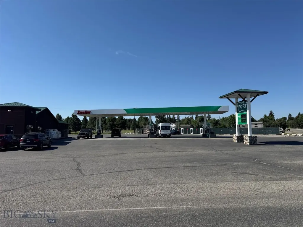 228 Big Timber Loop Road Highway Big Timber MT 59011
