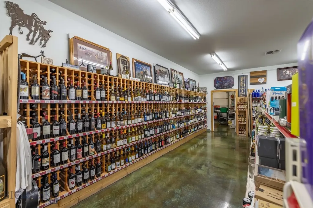 228 Big Timber Loop Road Highway Big Timber MT 59011