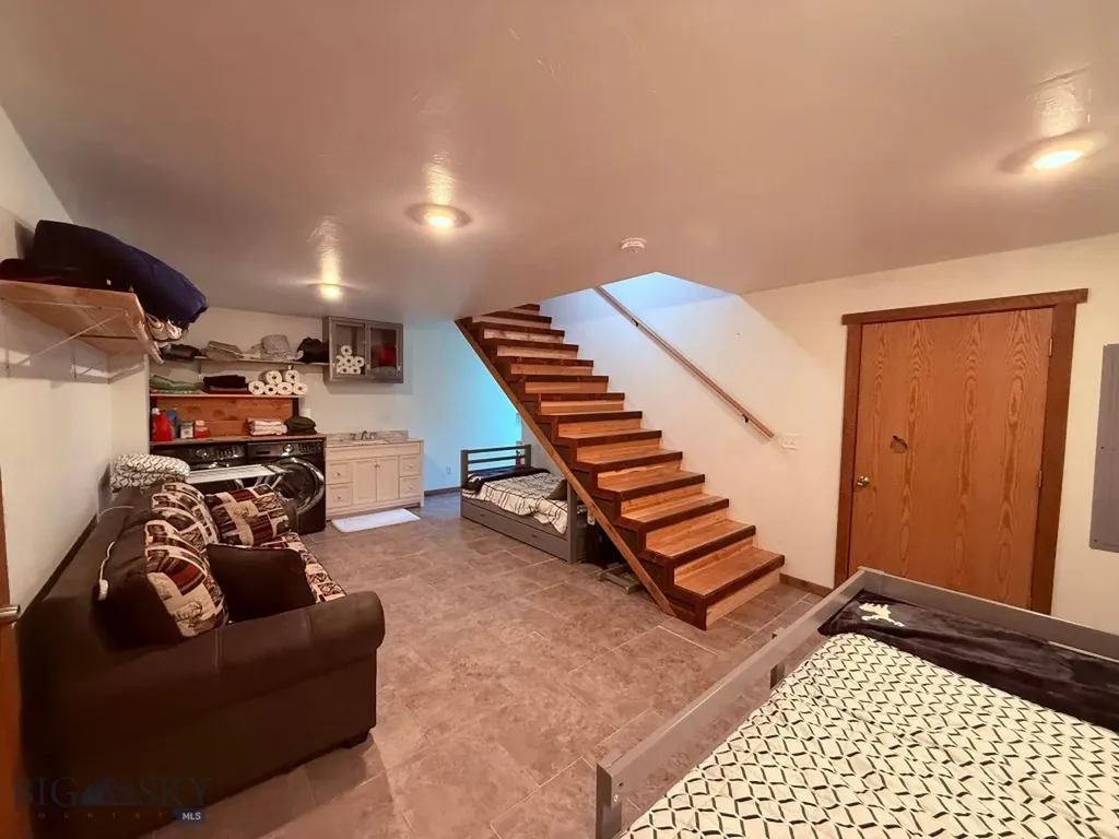 617 Fire Lane Anaconda MT 59711