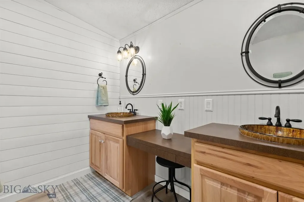 1535 Reynolds Creek Road Belgrade MT 59714