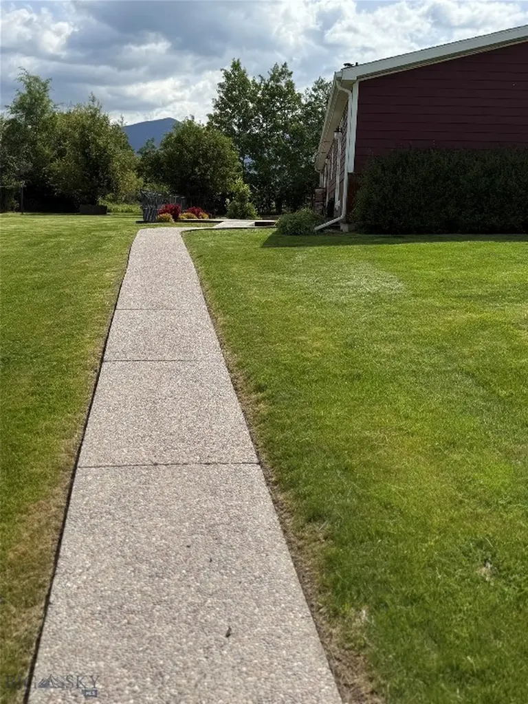 1535 Reynolds Creek Road Belgrade MT 59714