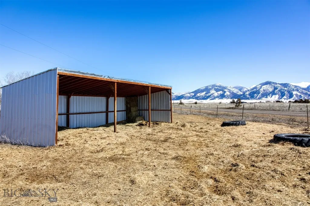 1535 Reynolds Creek Road Belgrade MT 59714