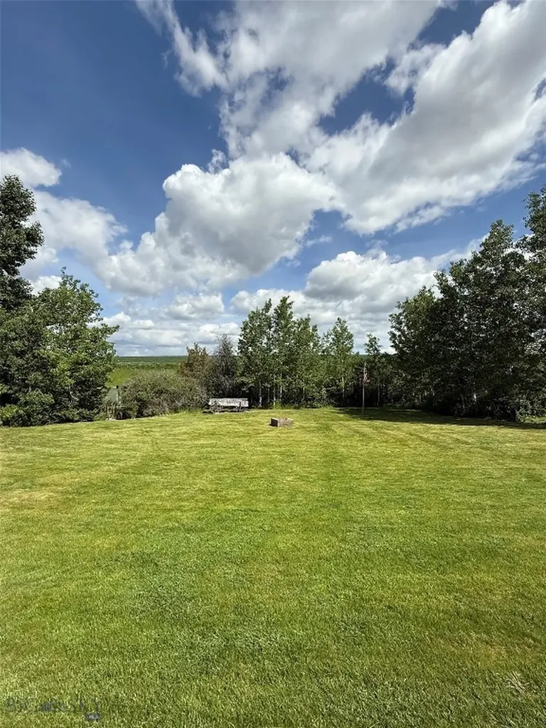 1535 Reynolds Creek Road Belgrade MT 59714