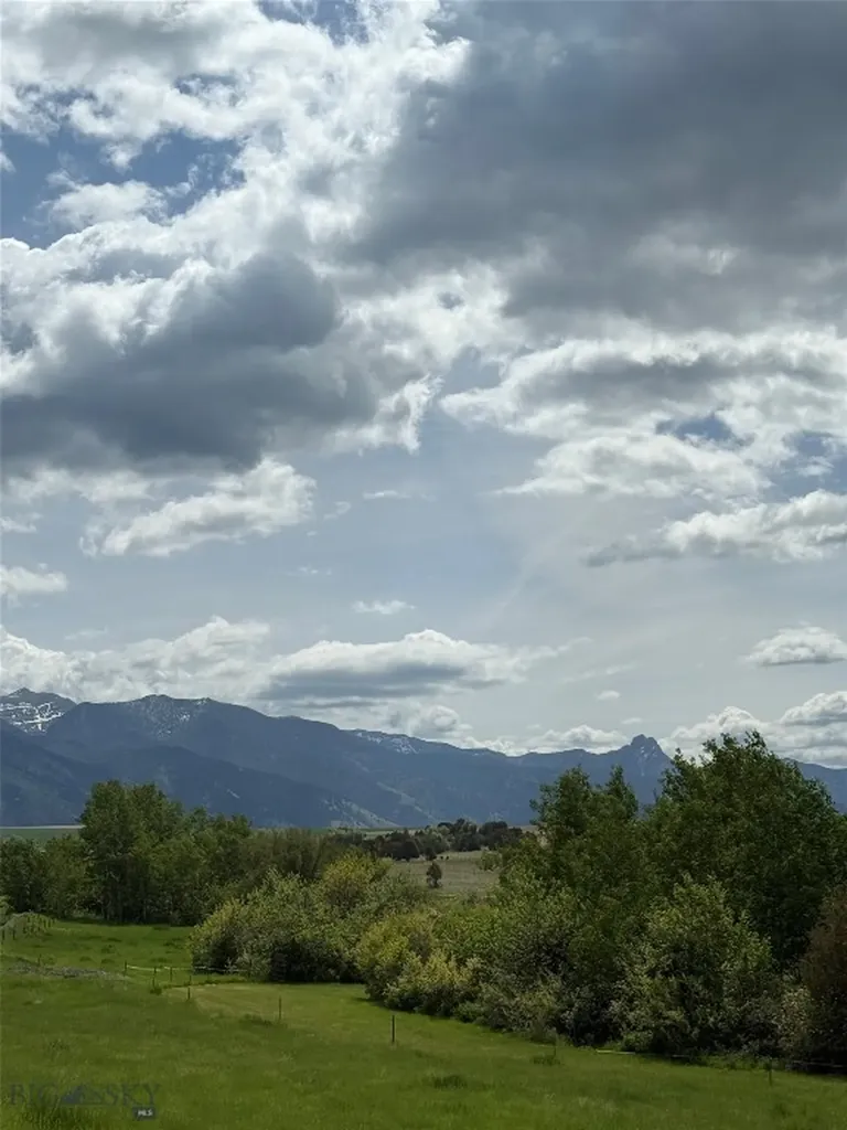 1535 Reynolds Creek Road Belgrade MT 59714
