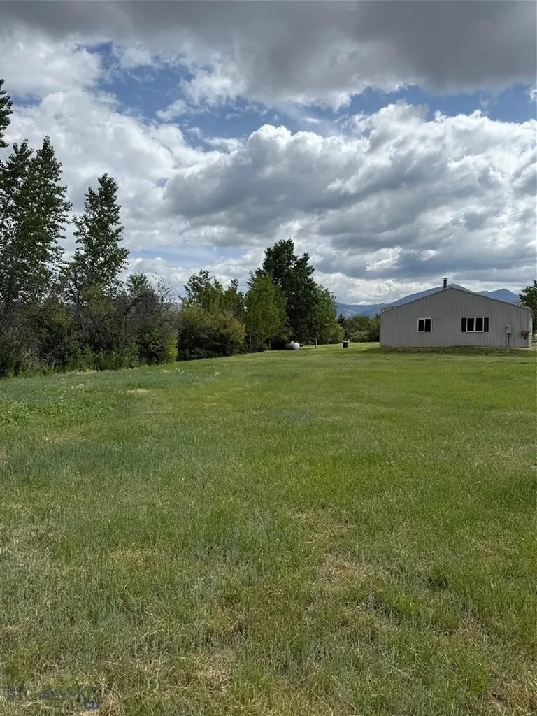 1535 Reynolds Creek Road Belgrade MT 59714
