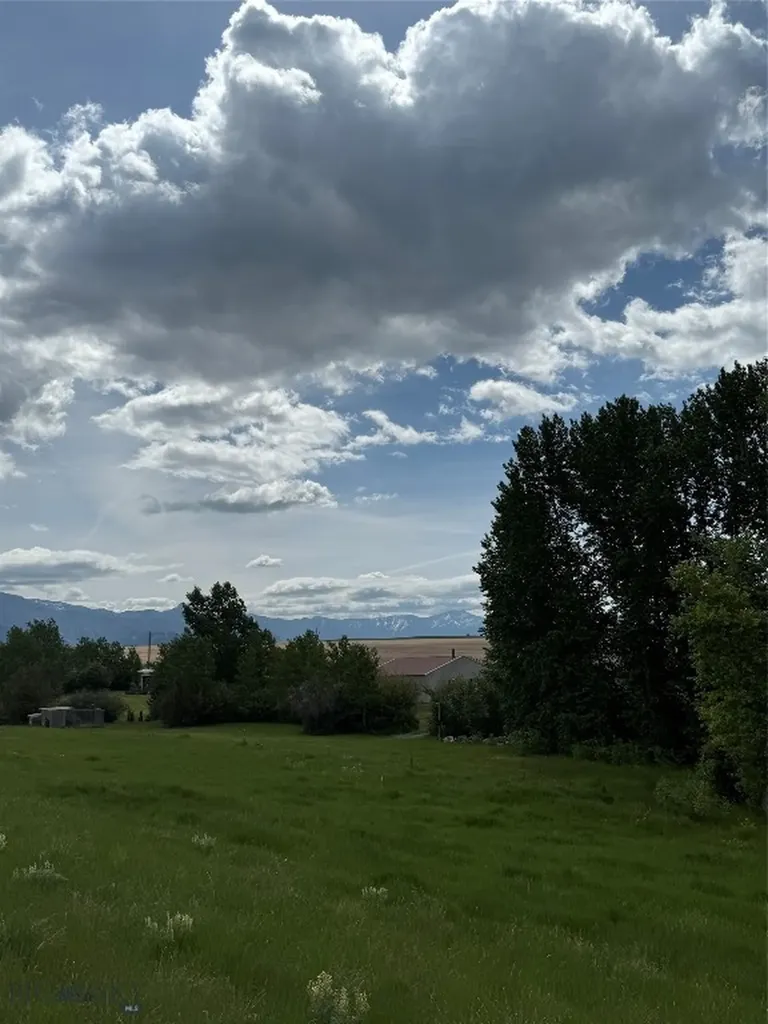 1535 Reynolds Creek Road Belgrade MT 59714
