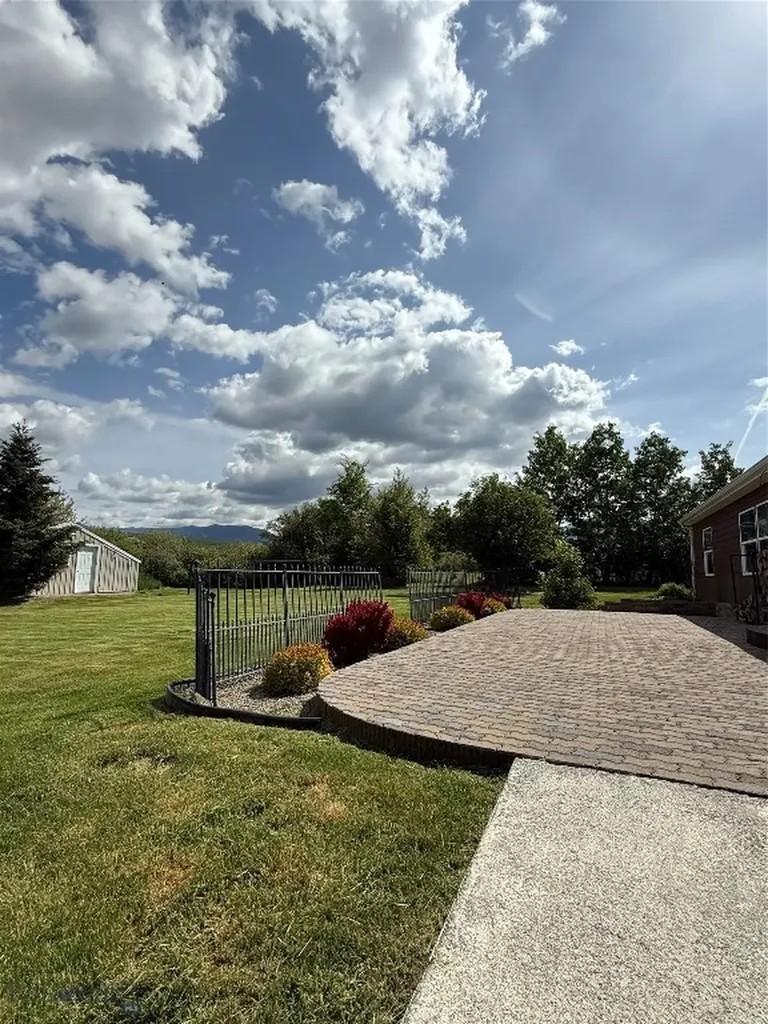 1535 Reynolds Creek Road Belgrade MT 59714
