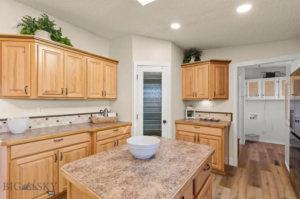1535 Reynolds Creek Road Belgrade MT 59714