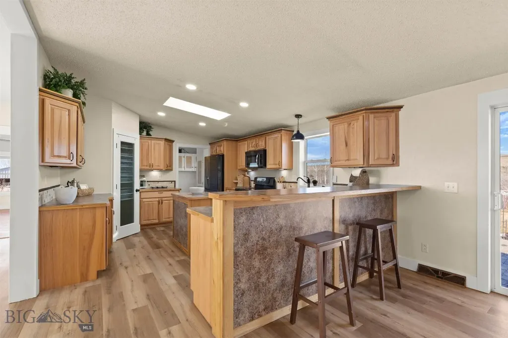 1535 Reynolds Creek Road Belgrade MT 59714
