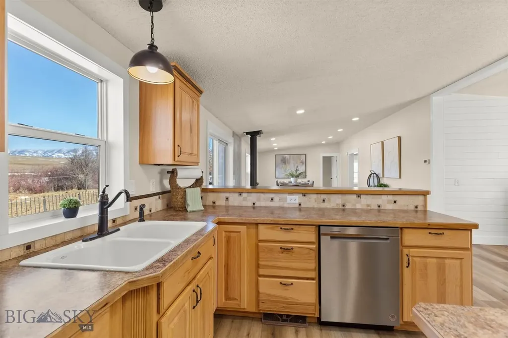 1535 Reynolds Creek Road Belgrade MT 59714