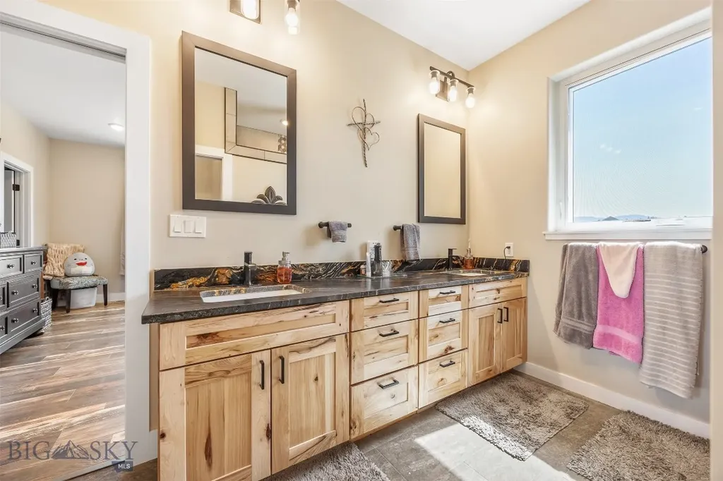 450 Hyde Park Butte MT 59701