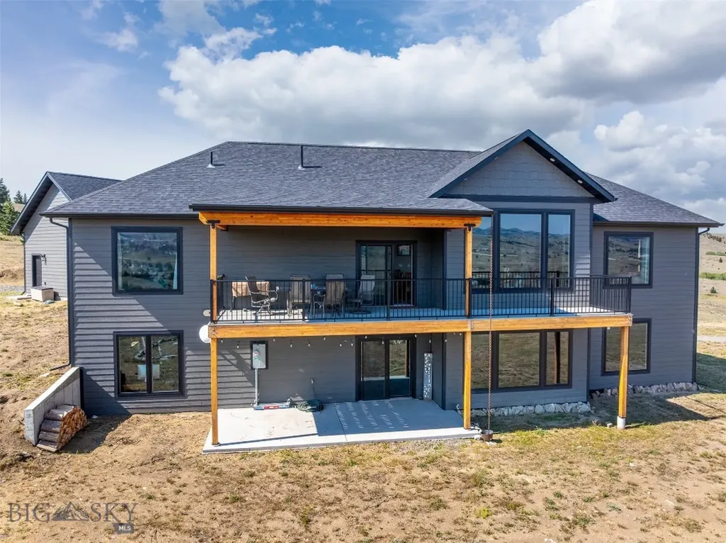 450 Hyde Park Butte MT 59701