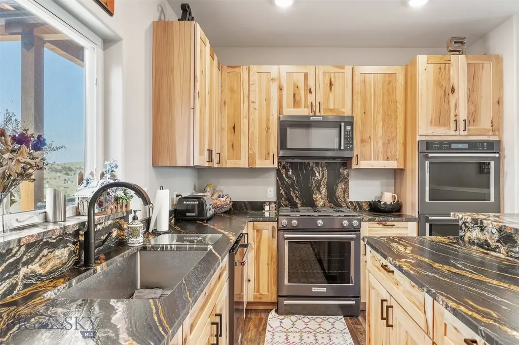 450 Hyde Park Butte MT 59701
