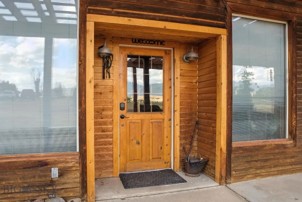 6 Moose Horn Lane Livingston MT 59047