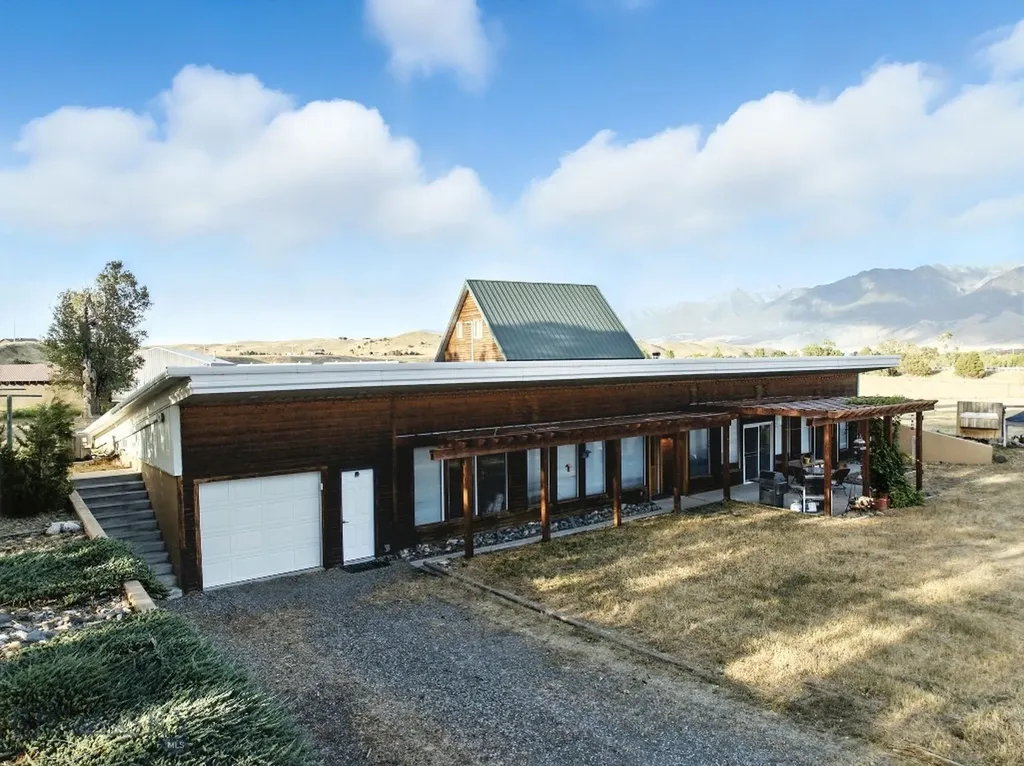 6 Moose Horn Lane Livingston MT 59047