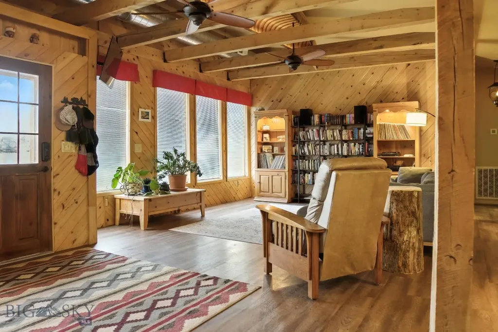 6 Moose Horn Lane Livingston MT 59047