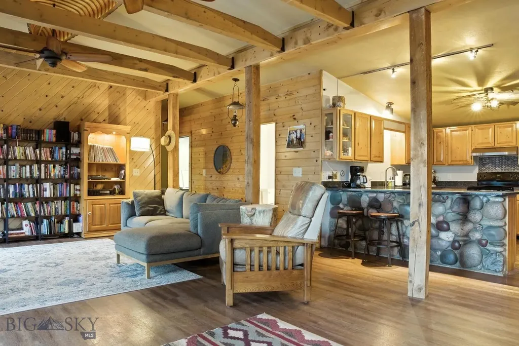 6 Moose Horn Lane Livingston MT 59047