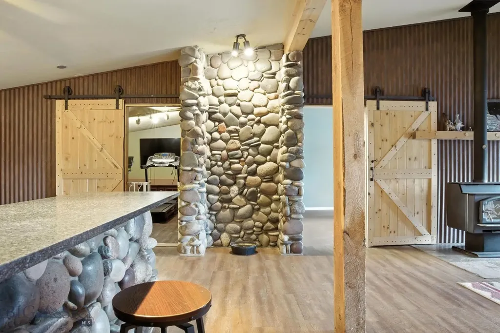 6 Moose Horn Lane Livingston MT 59047