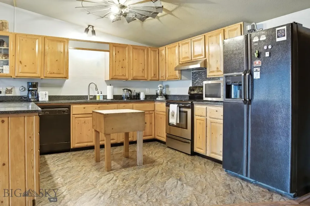 6 Moose Horn Lane Livingston MT 59047