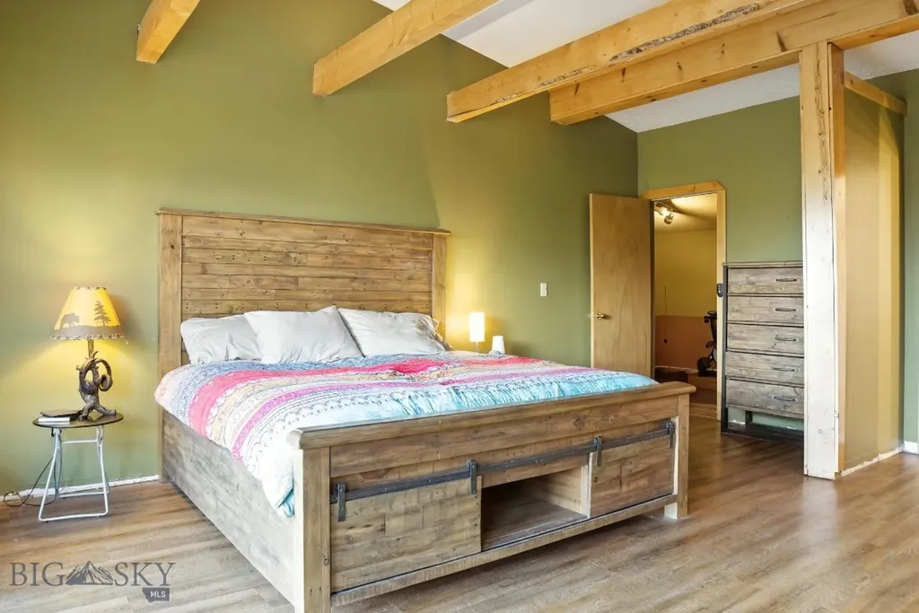 6 Moose Horn Lane Livingston MT 59047