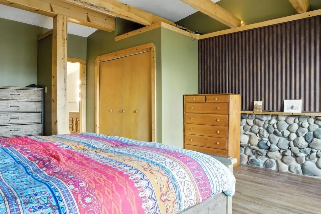6 Moose Horn Lane Livingston MT 59047