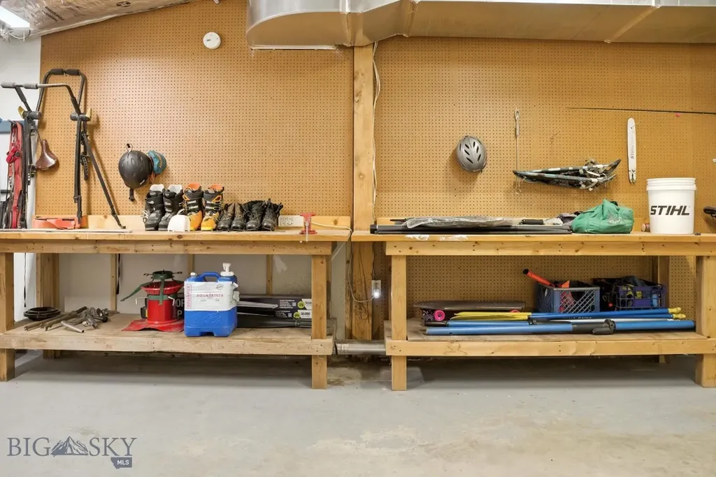 6 Moose Horn Lane Livingston MT 59047