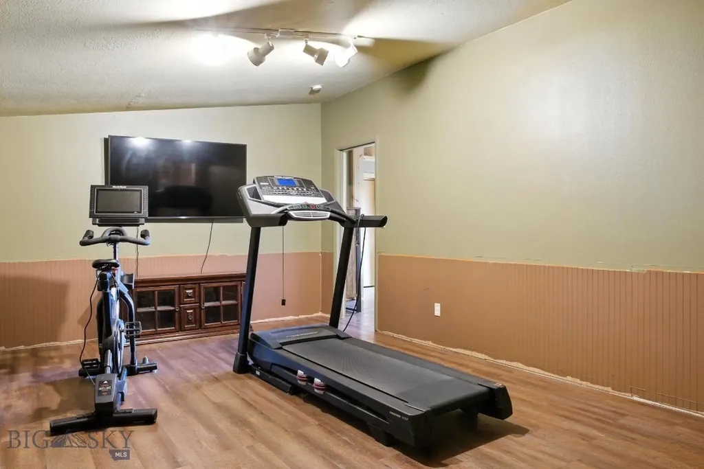 6 Moose Horn Lane Livingston MT 59047
