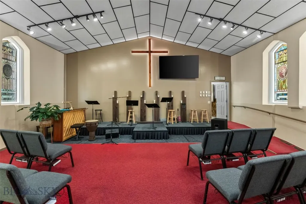 236 S 3rd Street Livingston MT 59047
