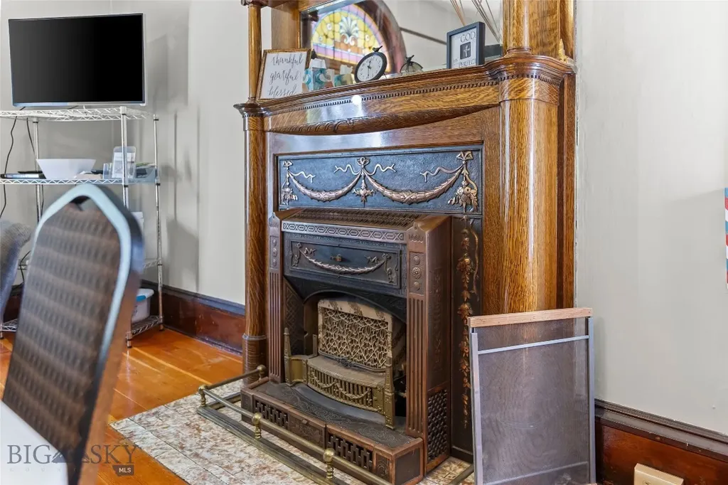236 S 3rd Street Livingston MT 59047