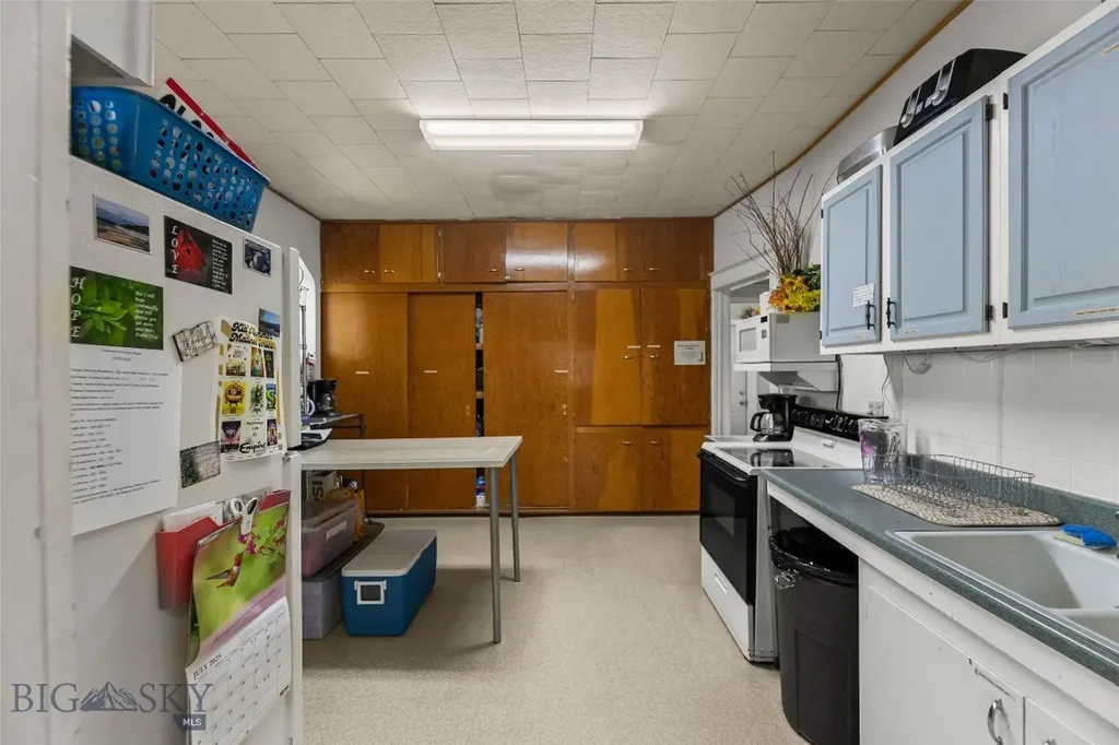 236 S 3rd Street Livingston MT 59047