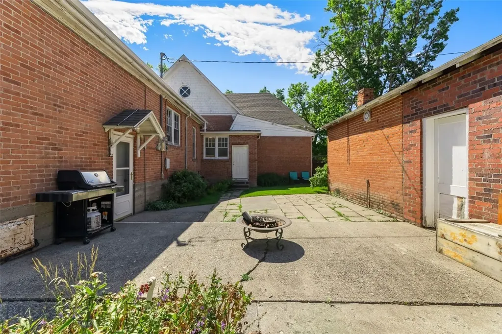 236 S 3rd Street Livingston MT 59047