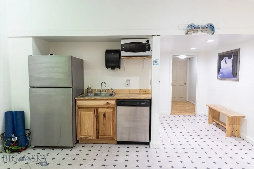 1101 Utah Butte MT 59701