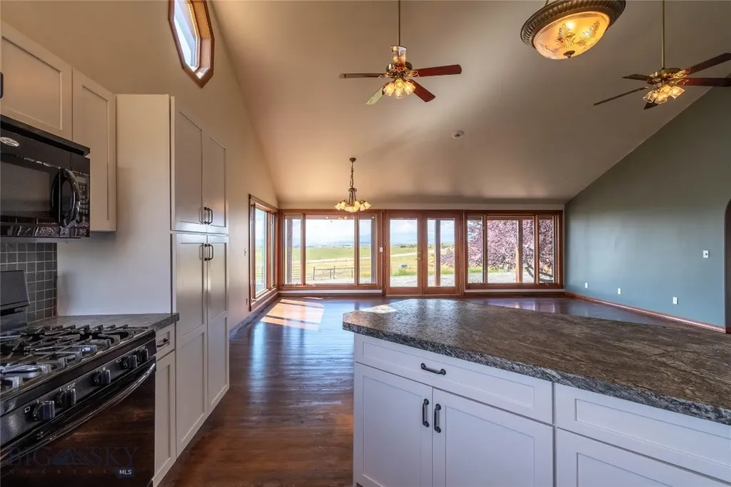 281 Otter Creek Road Big Timber MT 59011