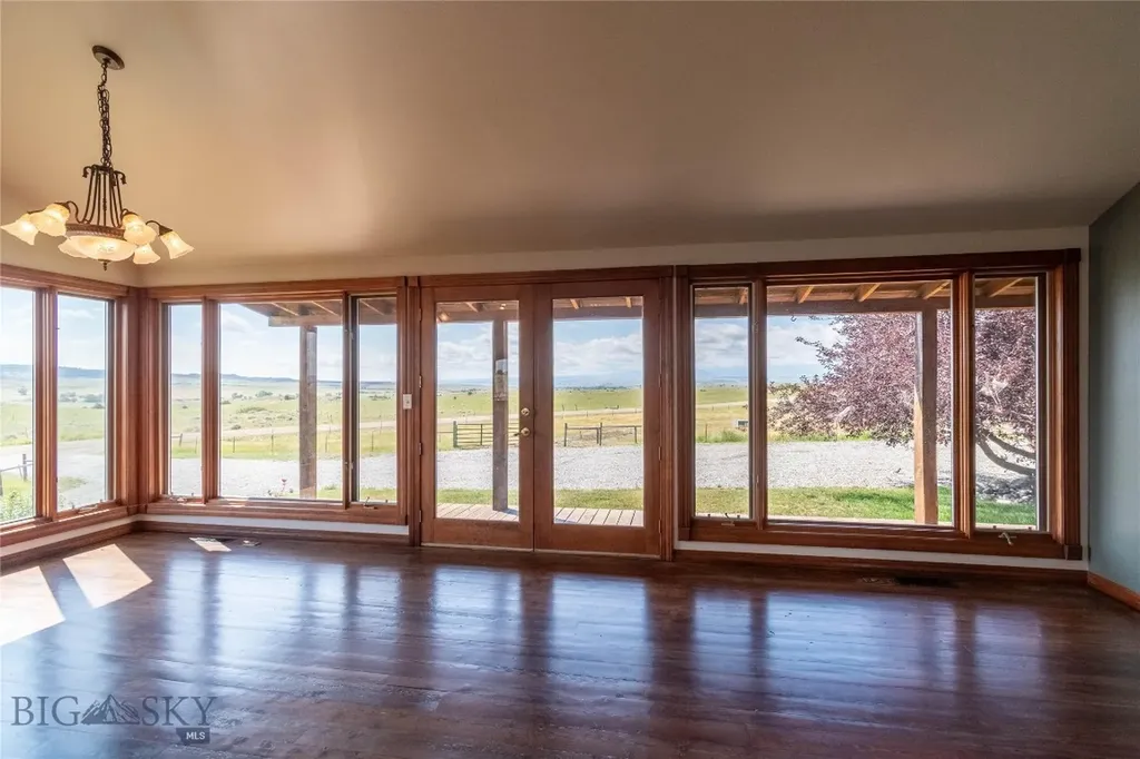 281 Otter Creek Road Big Timber MT 59011