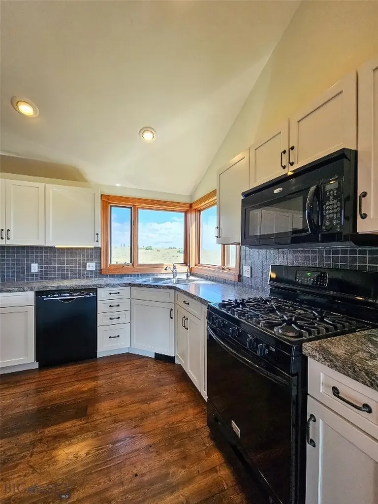 281 Otter Creek Road Big Timber MT 59011