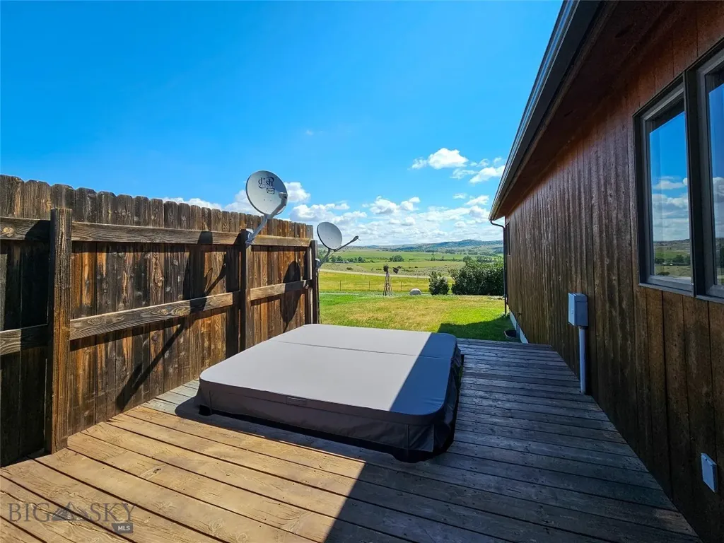 281 Otter Creek Road Big Timber MT 59011