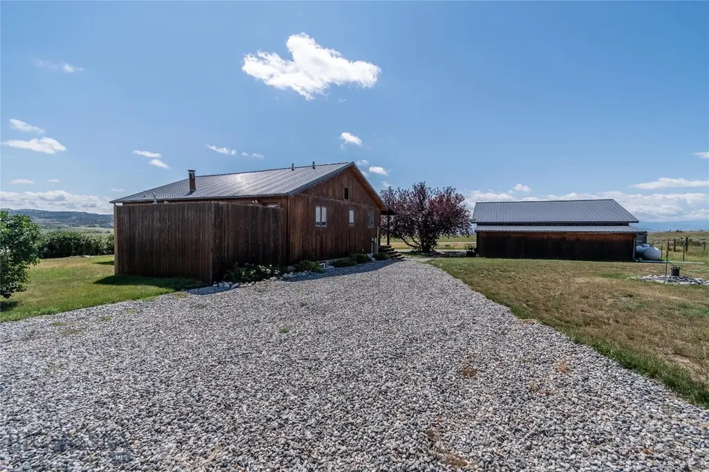 281 Otter Creek Road Big Timber MT 59011
