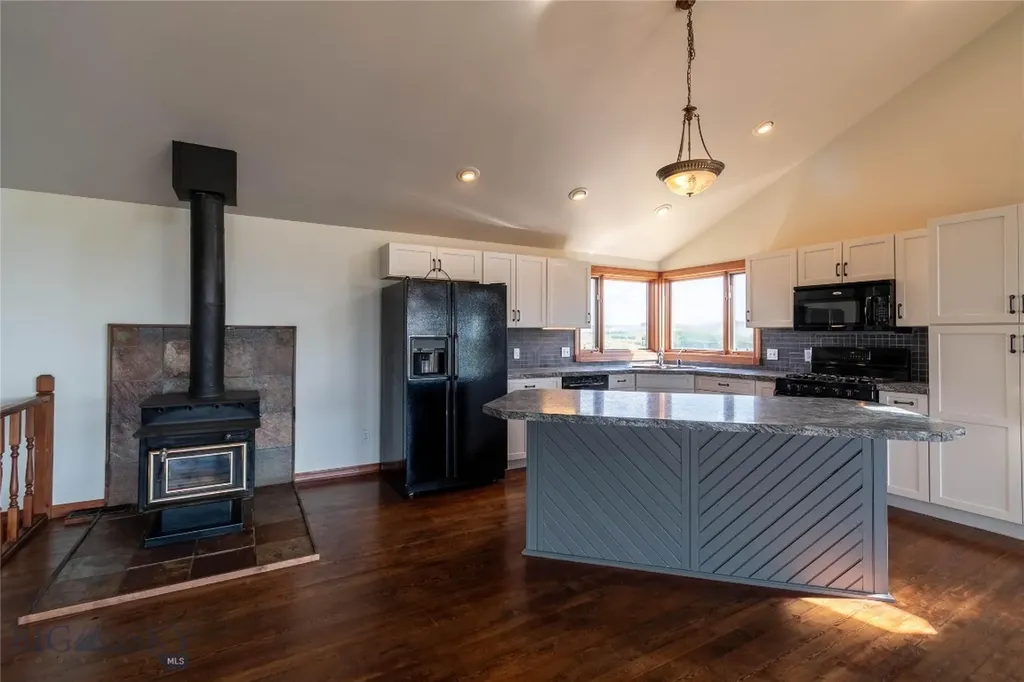 281 Otter Creek Road Big Timber MT 59011