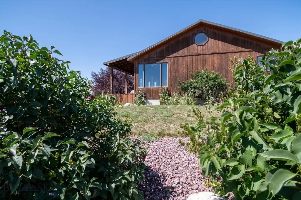 281 Otter Creek Road Big Timber MT 59011