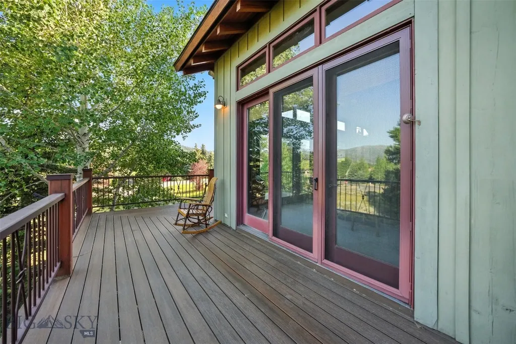2130 Looking Glass Big Sky MT 59716